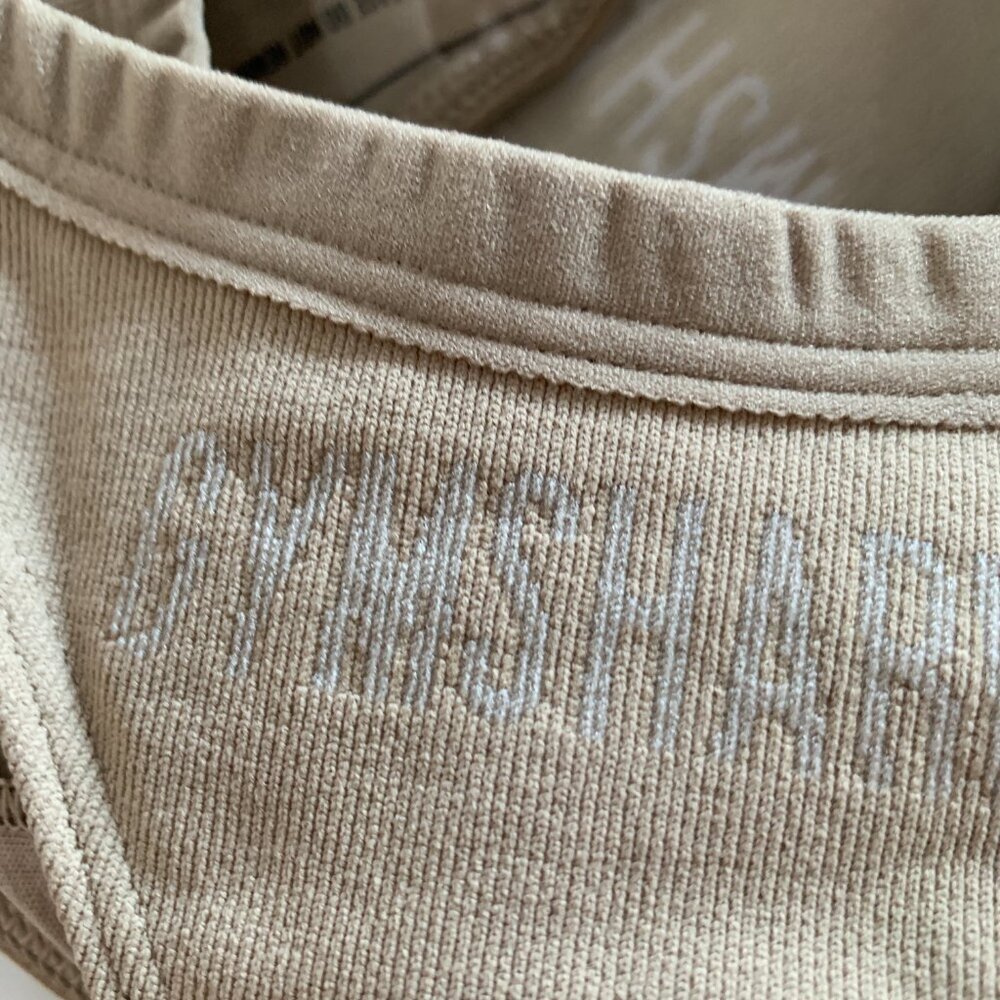 BNWT GYMSHARK SEAMLESS  DIPPED FRONT THONG NEW RELEASE XS - Picture 5 of 6
